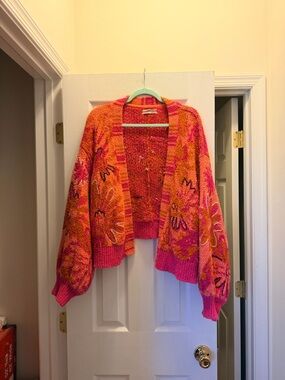 Anthropologie  Vibrant Pink & Orange Floral chunky cardigan open front